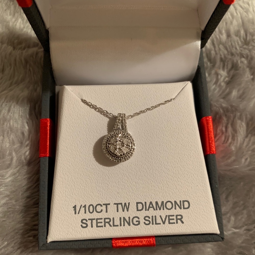 Diamond Sterling Silver 18’ Pendant